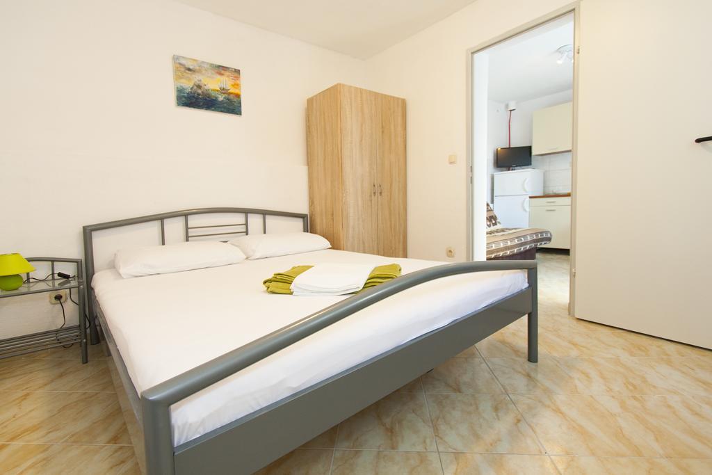 Apartment Mikulic Duće Εξωτερικό φωτογραφία