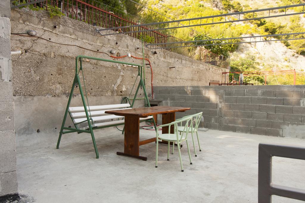 Apartment Mikulic Duće Εξωτερικό φωτογραφία